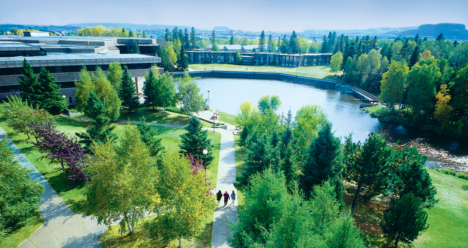 Panoramic photo of the Thunder Bay campus