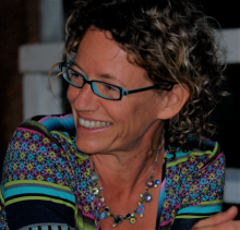 This is a headshot of Dr Helle Moller