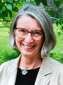 Nancy Luckai Headshot