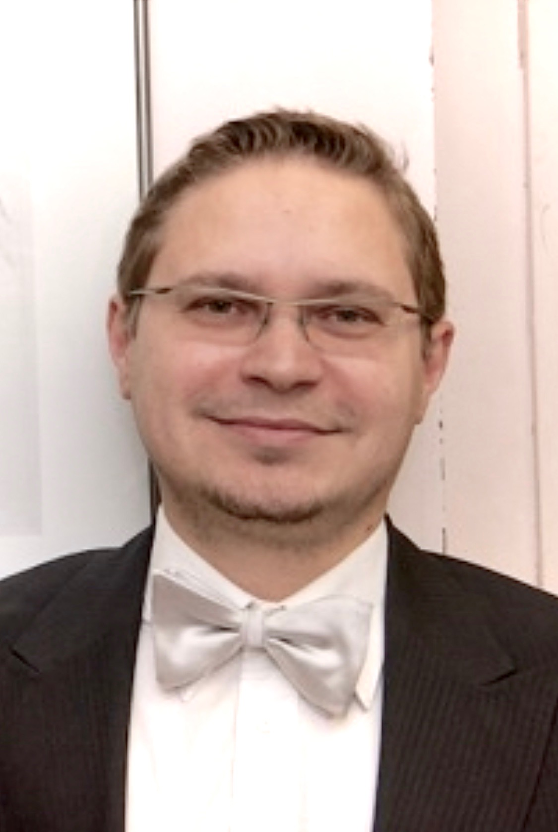 Dr Evgeny Chugunov