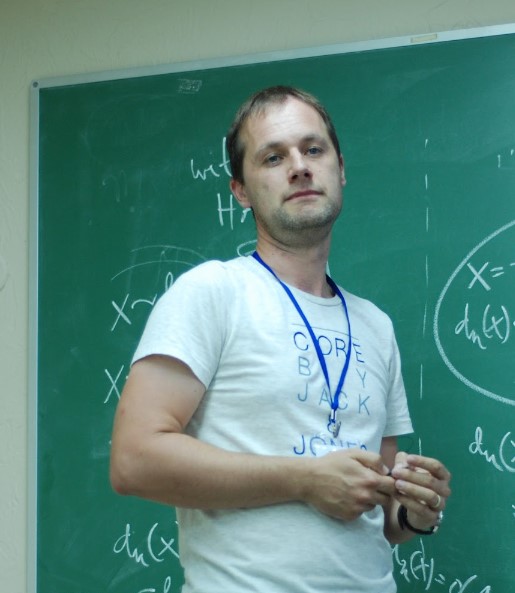 Dr. Razvan Anisca