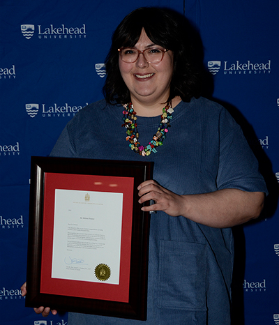 Photo of Dr. Melissa Twance, Canada Research Chair in Land Pedagogies and Indigenous Futurities, Faculty of Education, with Presenter Anne Klymenko, Director, Research Services Photo of Dr. Melissa Twance, Canada Research Chair in Land Pedagogies and Indigenous Futurities, Faculty of Education, with Presenter Anne Klymenko, Director, Research Services