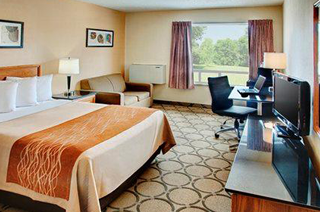 Photo of Comfort Inn Hotel Room