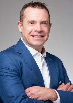 Headshot of Jamie Dennison