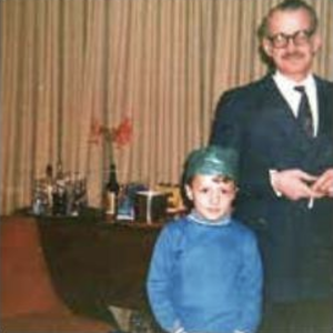 5 year-old David Tamblyn with his father, William 