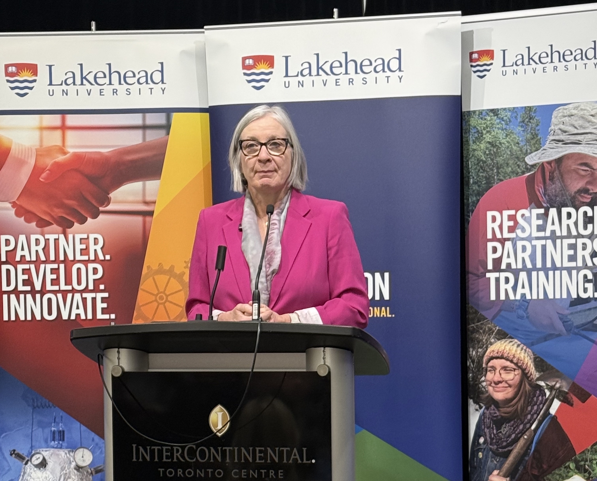 patty-hajdu Minister Patty Hajdu