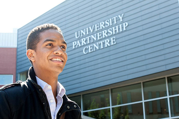 In partnership – and by leveraging existing capacity – Georgian and Lakehead University can expand degree delivery by combining the best of college and university to meet the evolving needs of our region and economy. 