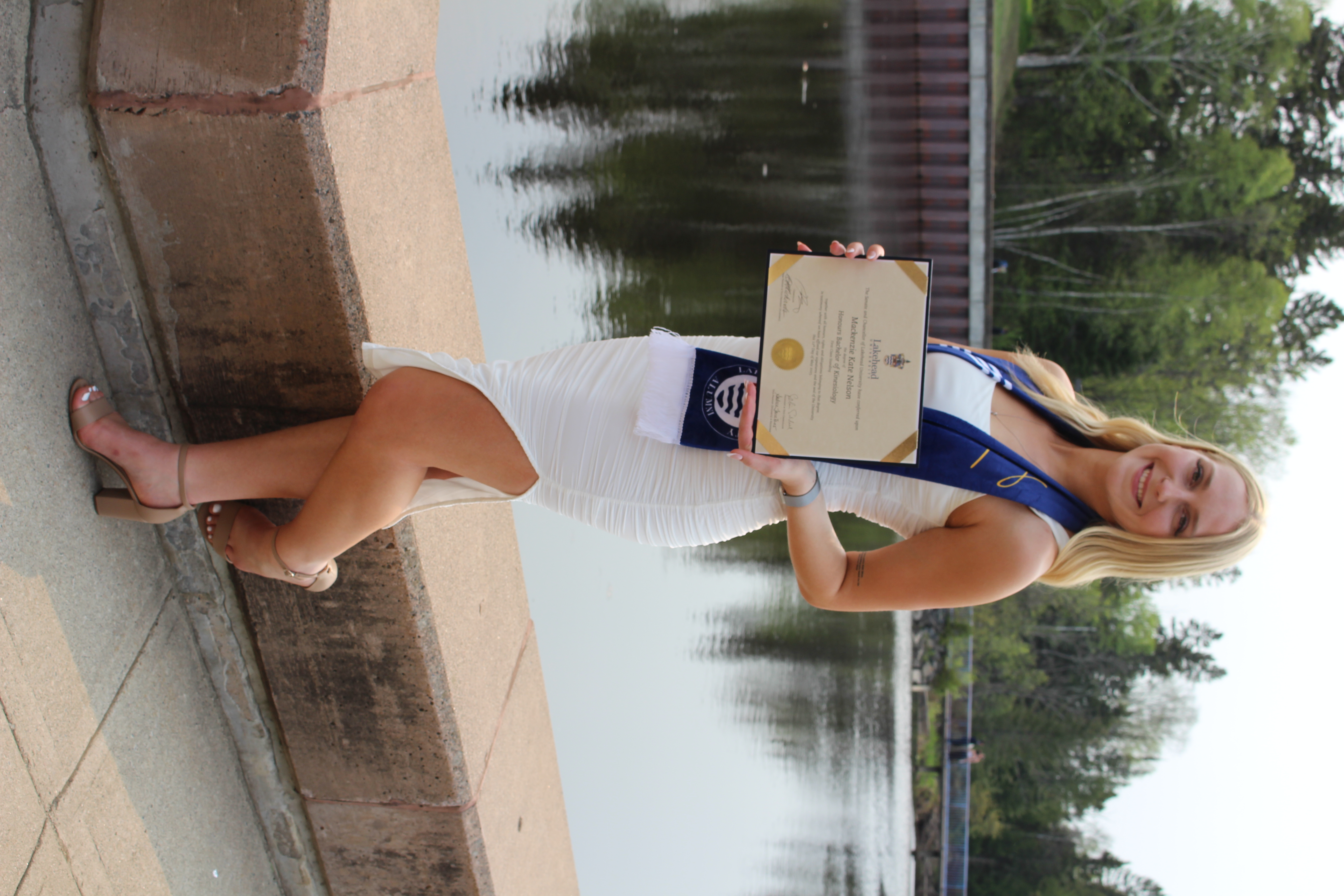 Thesis Student Mackenzie Nelson